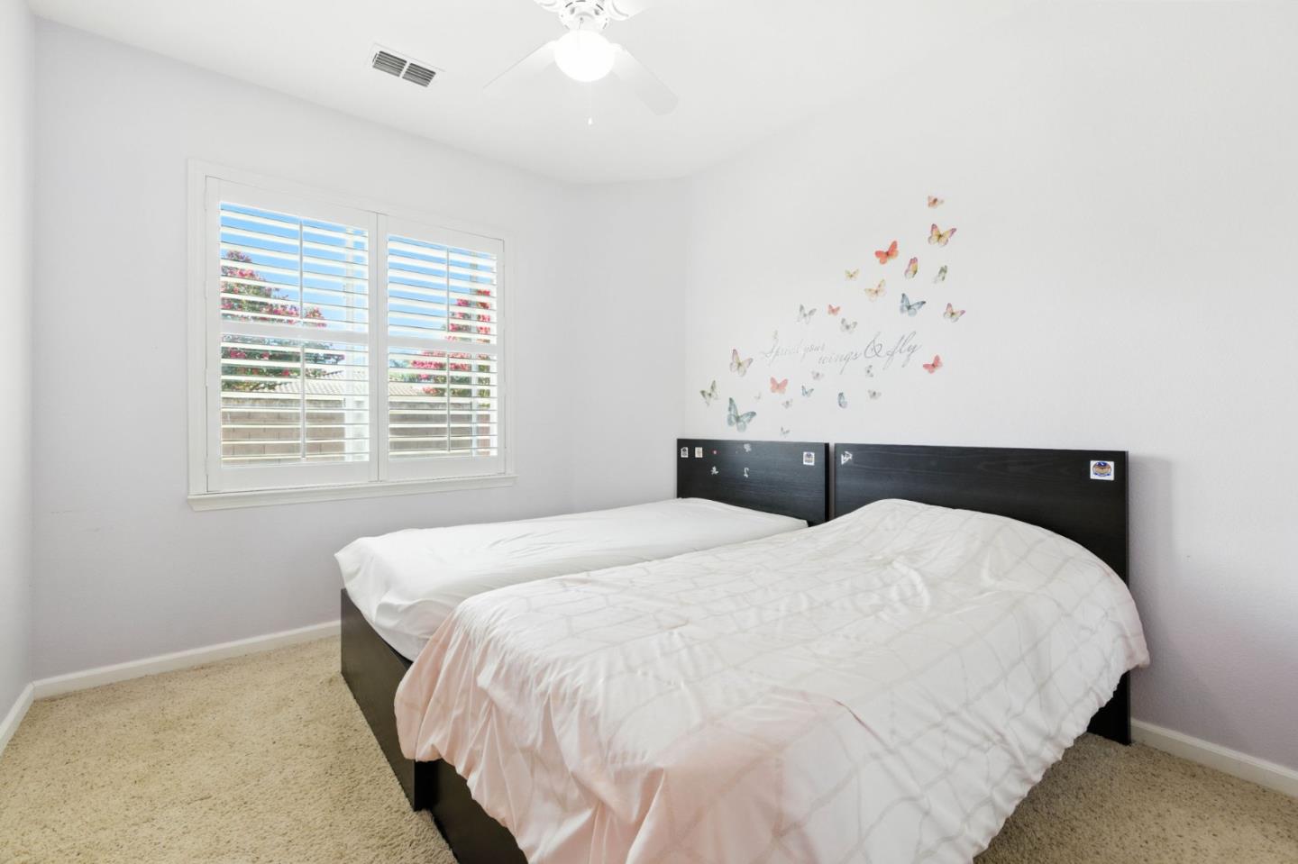 Detail Gallery Image 17 of 33 For 10294 Stoecker Way, Elk Grove,  CA 95757 - 4 Beds | 2 Baths