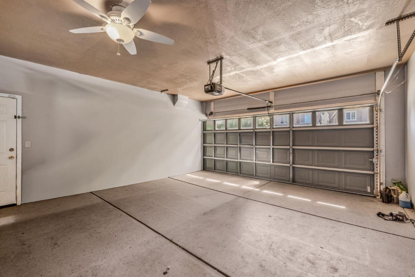 Detail Gallery Image 29 of 33 For 10294 Stoecker Way, Elk Grove,  CA 95757 - 4 Beds | 2 Baths