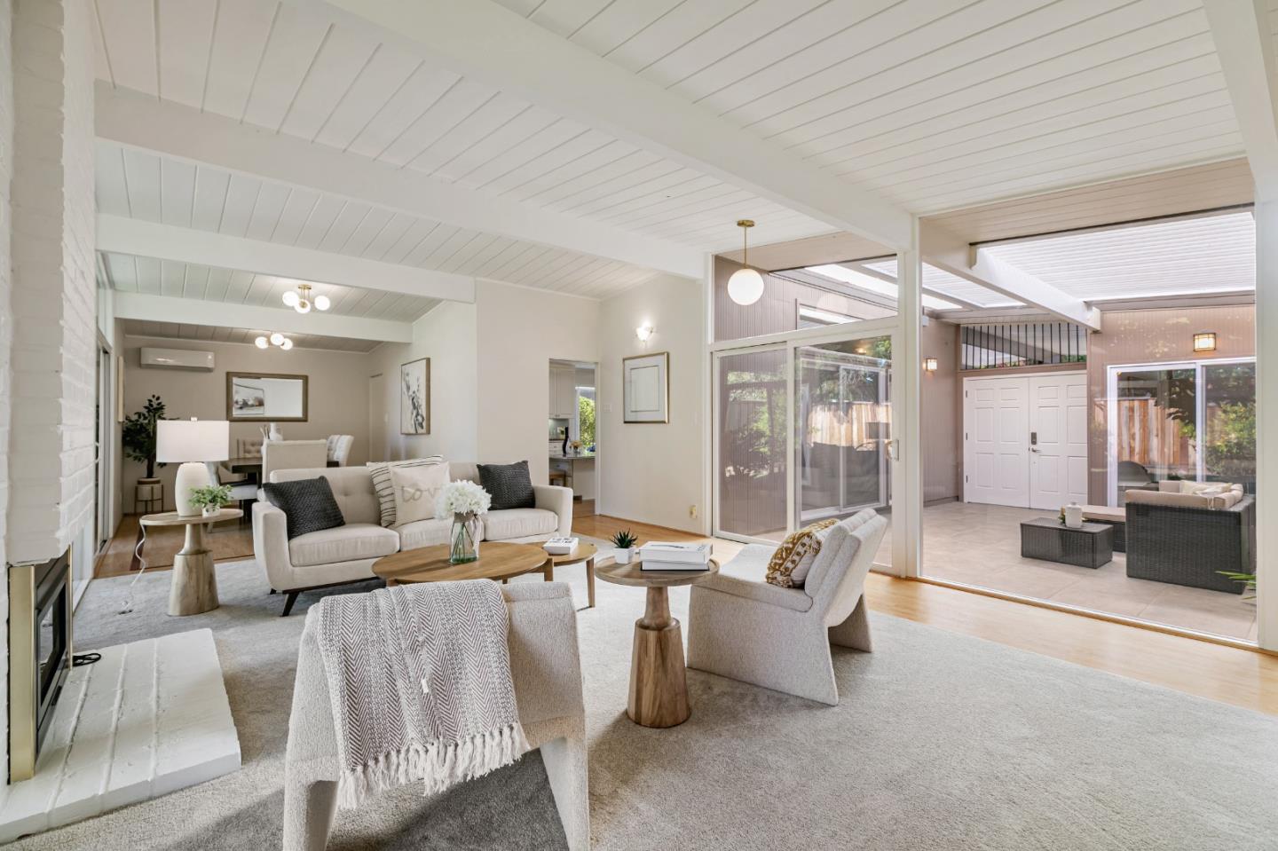 Detail Gallery Image 12 of 49 For 1156 Shenandoah Dr, Sunnyvale,  CA 94087 - 4 Beds | 2 Baths