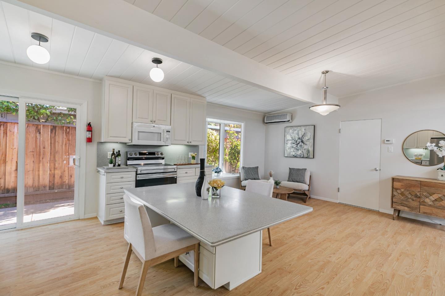 Detail Gallery Image 20 of 49 For 1156 Shenandoah Dr, Sunnyvale,  CA 94087 - 4 Beds | 2 Baths