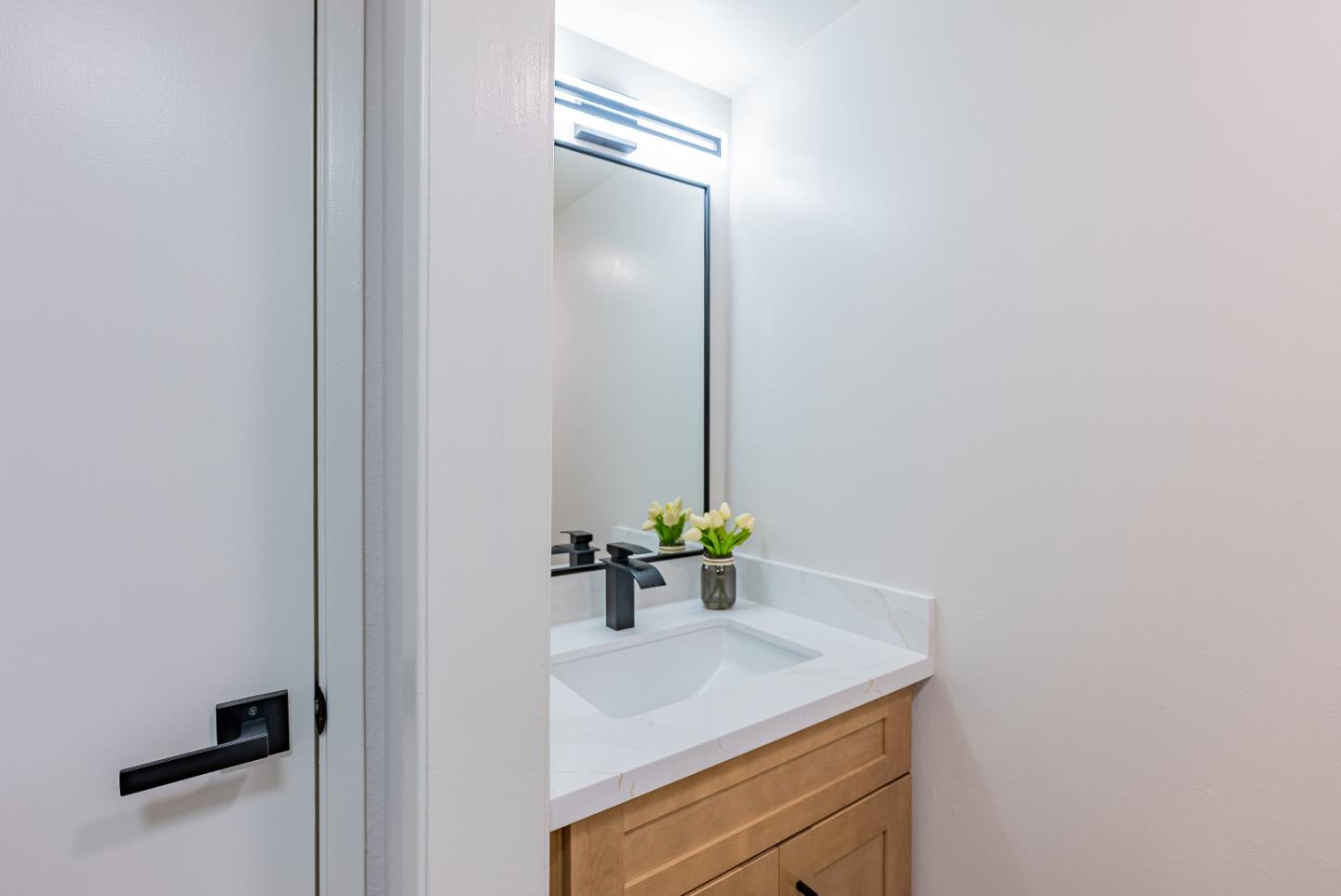 Detail Gallery Image 15 of 55 For 10178 Ridgeway Dr, Cupertino,  CA 95014 - 4 Beds | 2/1 Baths