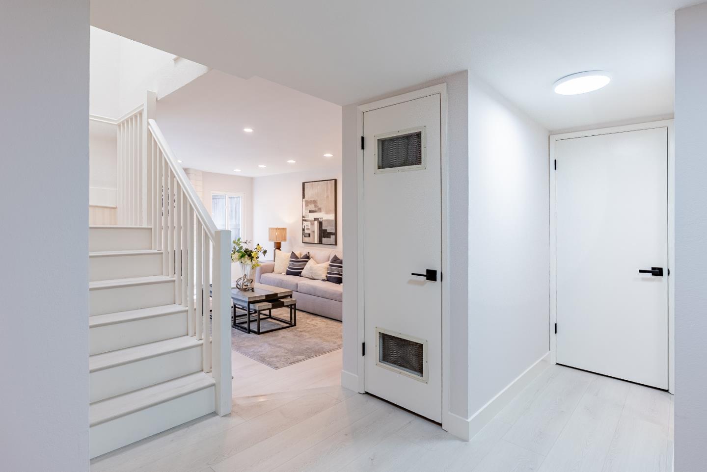 Detail Gallery Image 2 of 55 For 10178 Ridgeway Dr, Cupertino,  CA 95014 - 4 Beds | 2/1 Baths