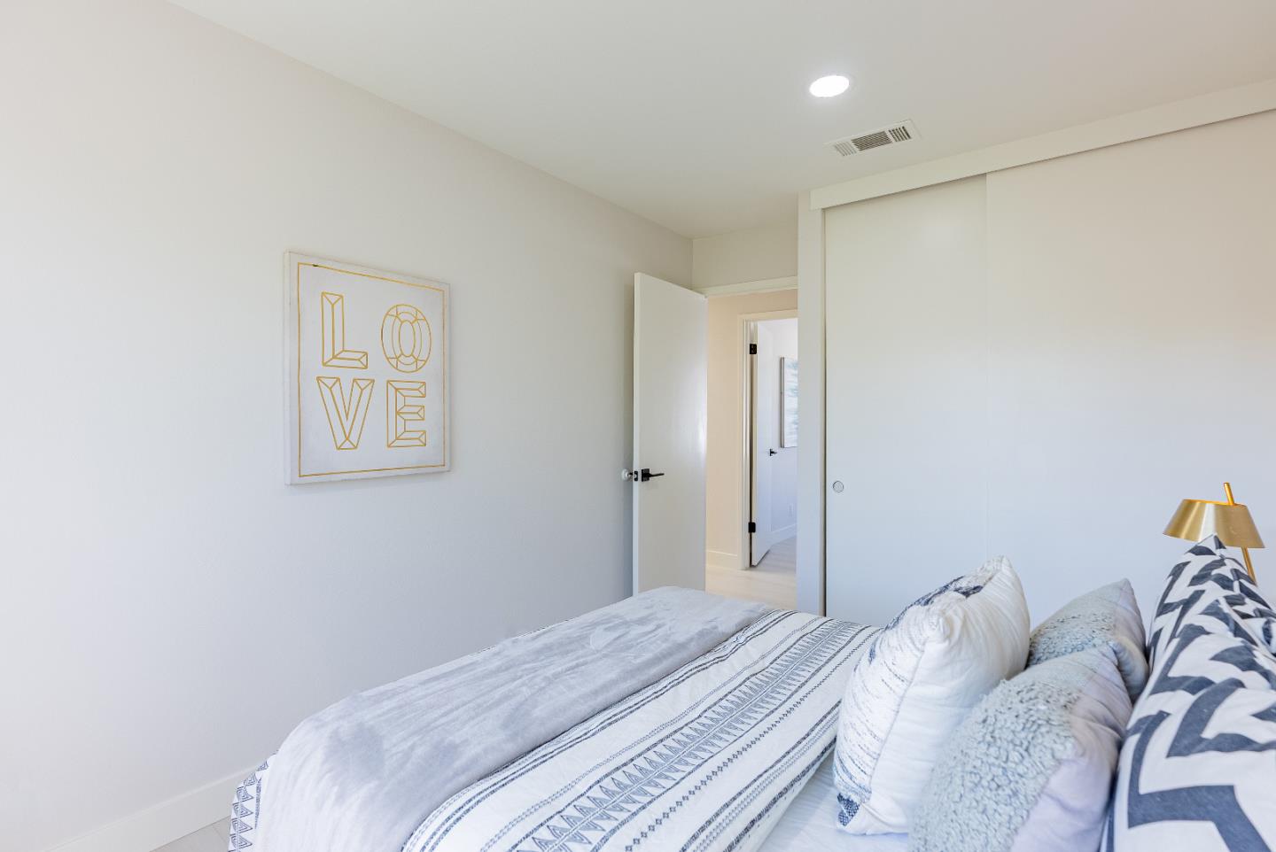 Detail Gallery Image 31 of 55 For 10178 Ridgeway Dr, Cupertino,  CA 95014 - 4 Beds | 2/1 Baths