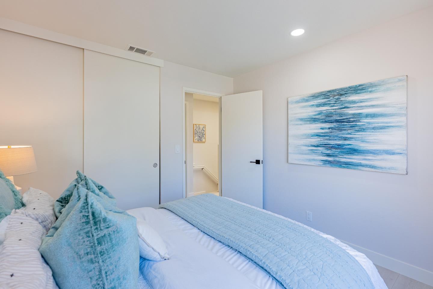 Detail Gallery Image 32 of 55 For 10178 Ridgeway Dr, Cupertino,  CA 95014 - 4 Beds | 2/1 Baths