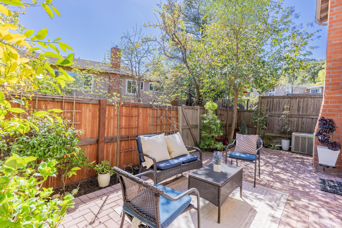 Detail Gallery Image 35 of 55 For 10178 Ridgeway Dr, Cupertino,  CA 95014 - 4 Beds | 2/1 Baths