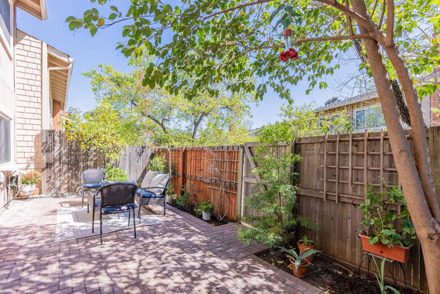Detail Gallery Image 39 of 55 For 10178 Ridgeway Dr, Cupertino,  CA 95014 - 4 Beds | 2/1 Baths