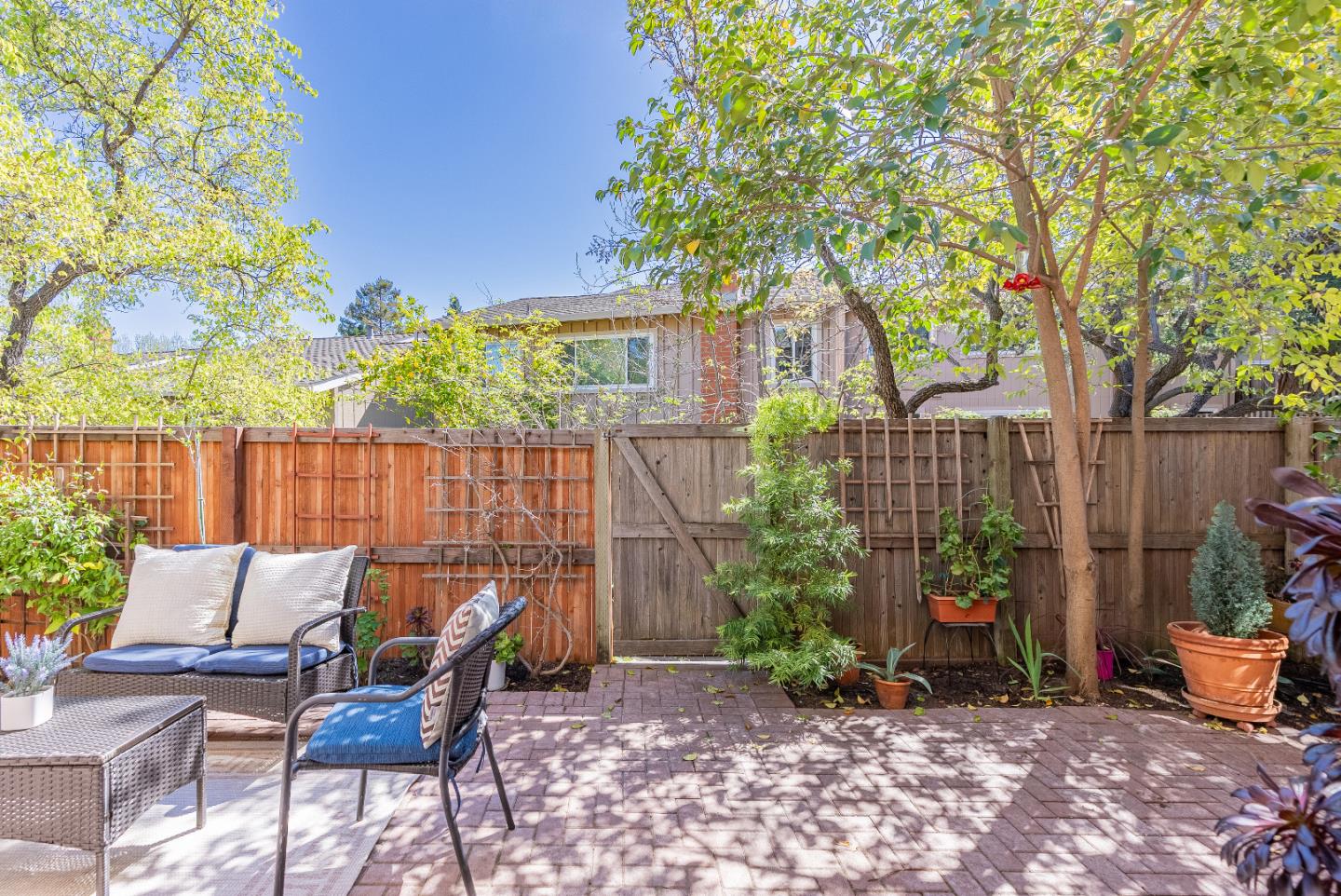 Detail Gallery Image 40 of 55 For 10178 Ridgeway Dr, Cupertino,  CA 95014 - 4 Beds | 2/1 Baths