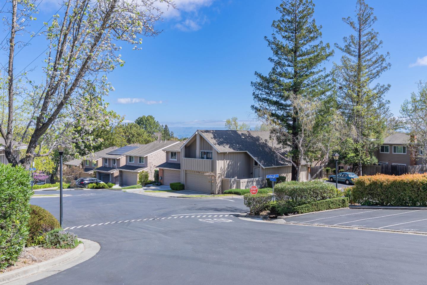 Detail Gallery Image 50 of 55 For 10178 Ridgeway Dr, Cupertino,  CA 95014 - 4 Beds | 2/1 Baths
