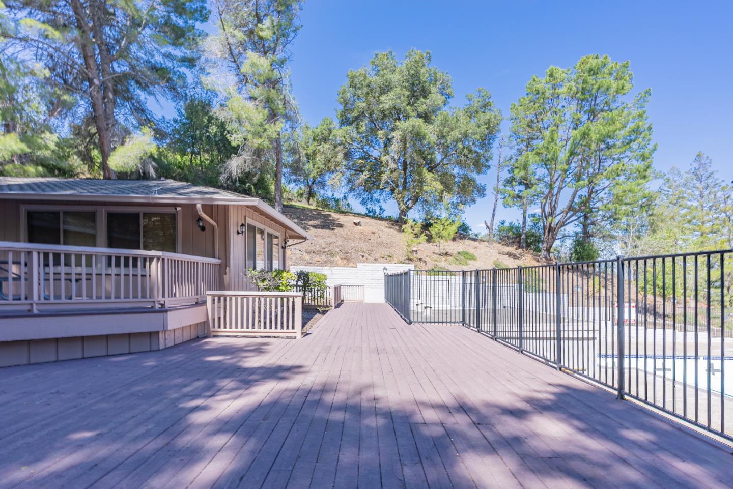 Detail Gallery Image 54 of 55 For 10178 Ridgeway Dr, Cupertino,  CA 95014 - 4 Beds | 2/1 Baths