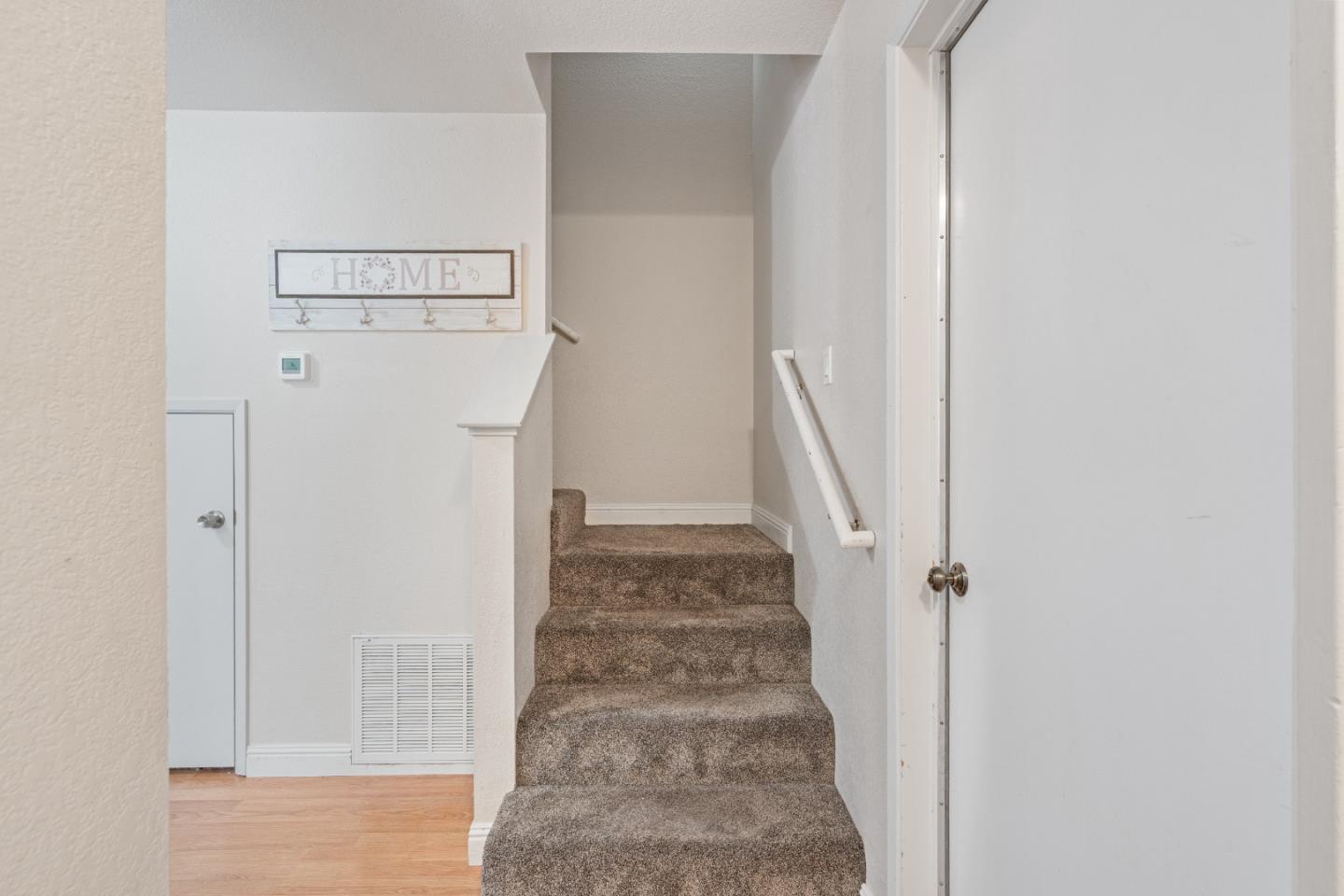 Detail Gallery Image 10 of 43 For 1411 Squire Ct, Hollister,  CA 95023 - 3 Beds | 2 Baths