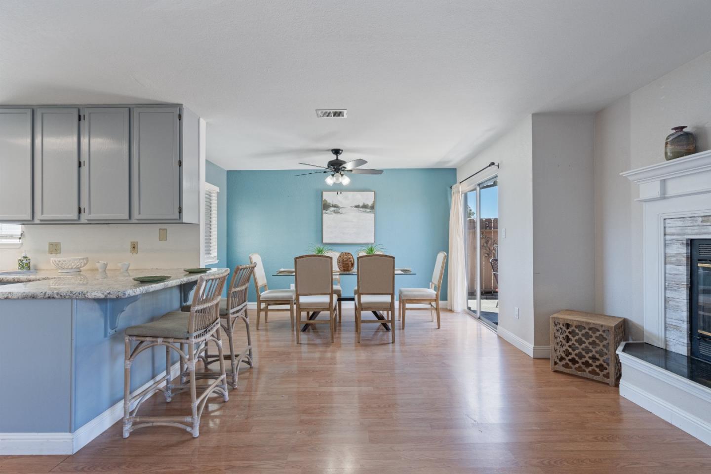 Detail Gallery Image 17 of 43 For 1411 Squire Ct, Hollister,  CA 95023 - 3 Beds | 2 Baths