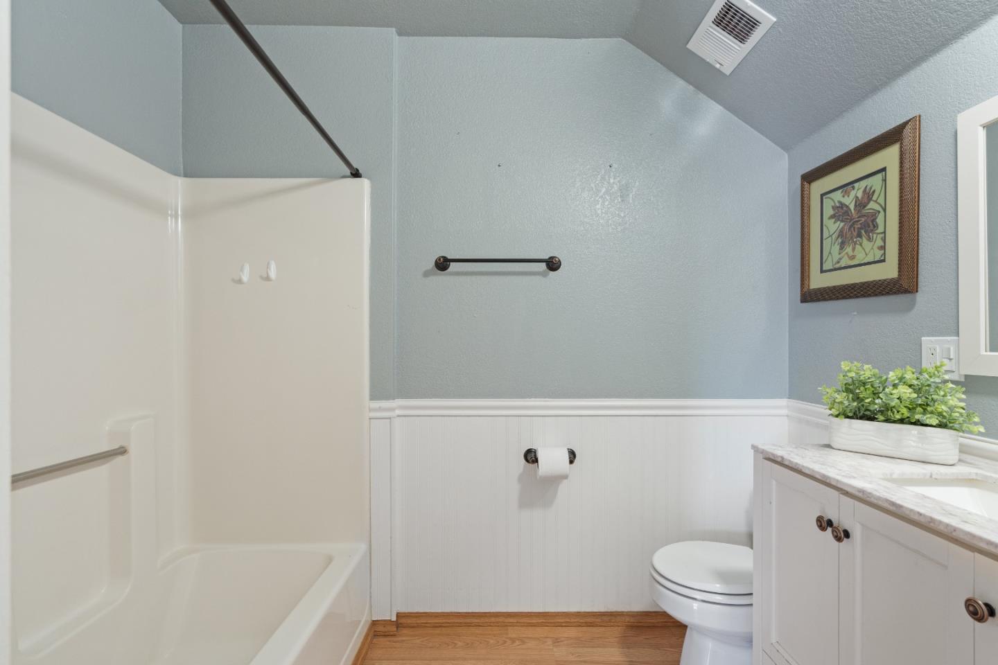 Detail Gallery Image 22 of 43 For 1411 Squire Ct, Hollister,  CA 95023 - 3 Beds | 2 Baths