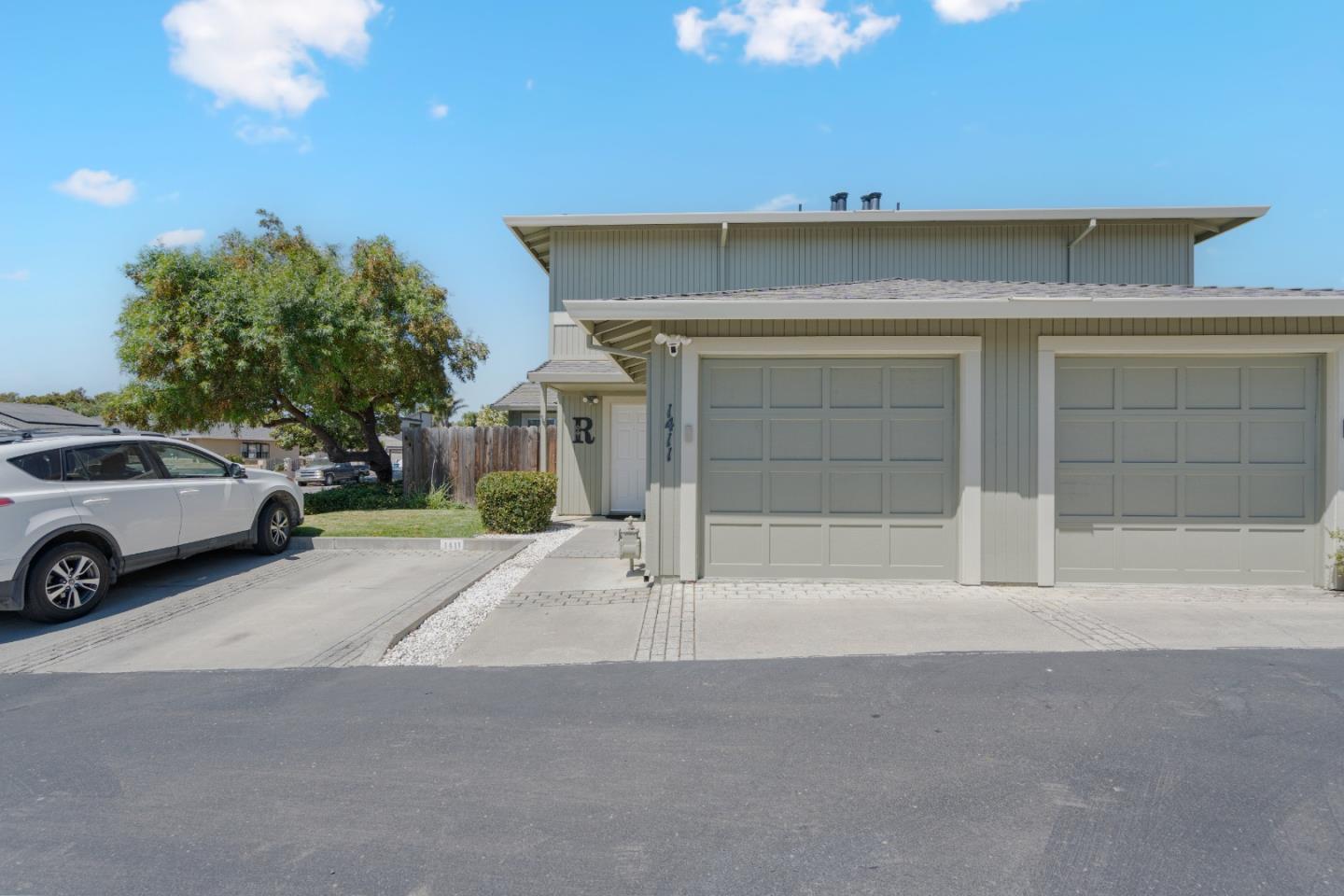 Detail Gallery Image 5 of 43 For 1411 Squire Ct, Hollister,  CA 95023 - 3 Beds | 2 Baths