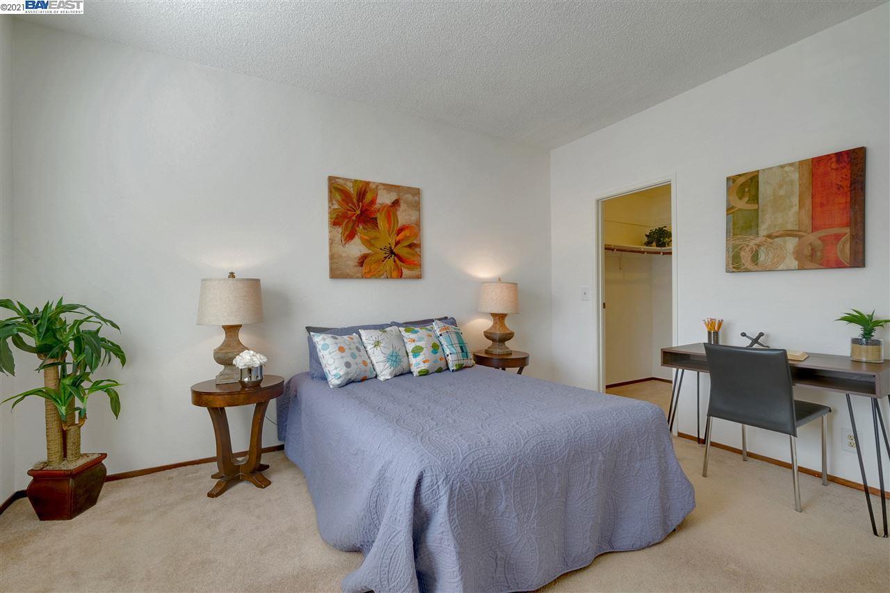 Detail Gallery Image 6 of 9 For 6039 Joaquin Murieta Ave #B,  Newark,  CA 94560 - 1 Beds | 1 Baths