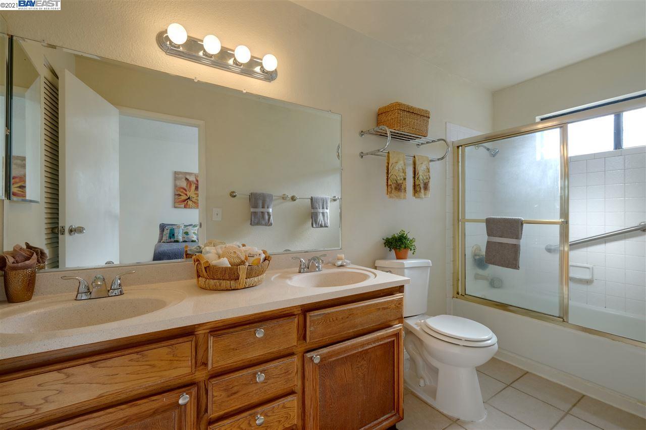 Detail Gallery Image 9 of 9 For 6039 Joaquin Murieta Ave #B,  Newark,  CA 94560 - 1 Beds | 1 Baths
