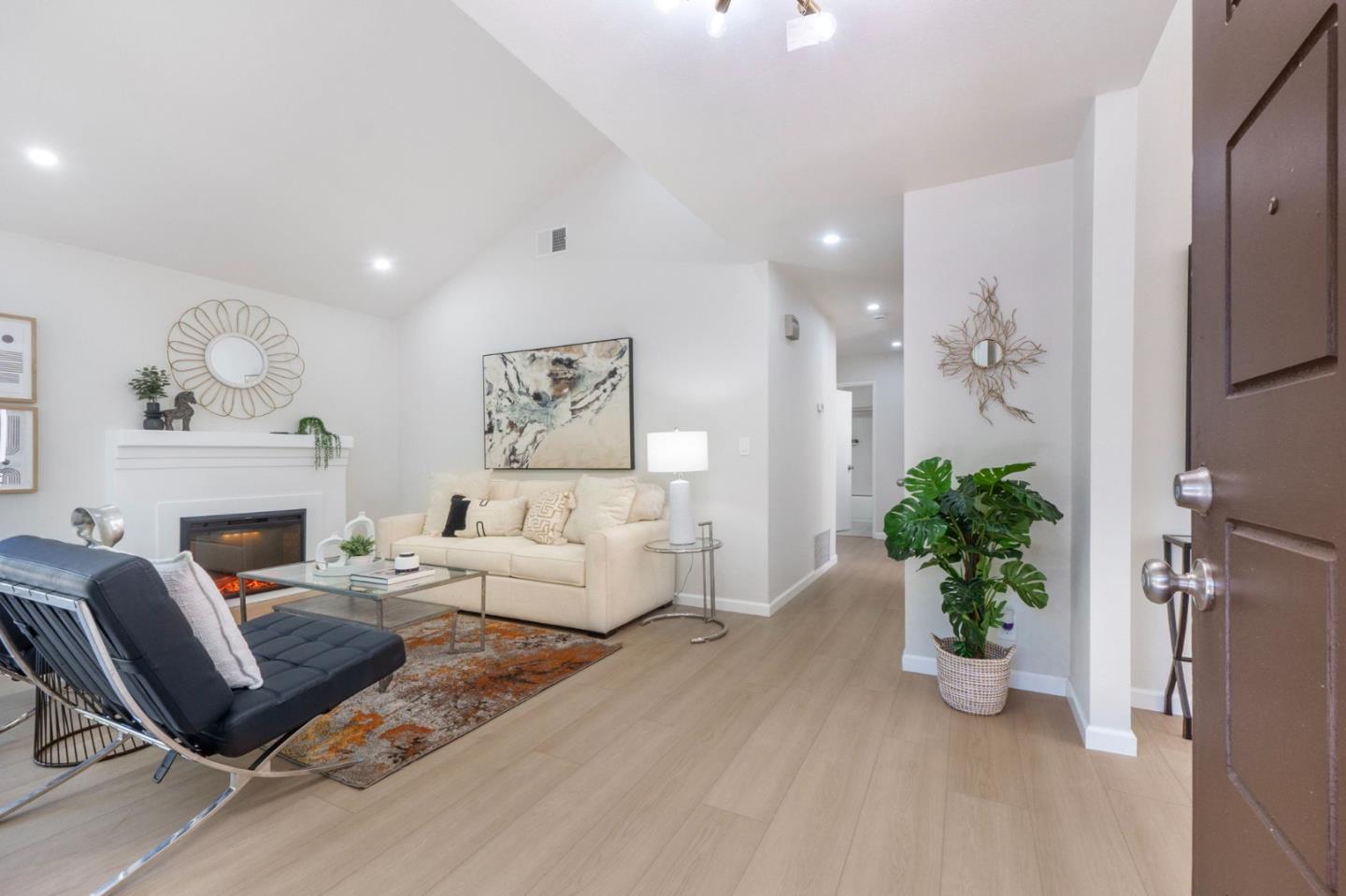Detail Gallery Image 12 of 50 For 1157 Morely Ct, San Jose,  CA 95122 - 4 Beds | 2 Baths