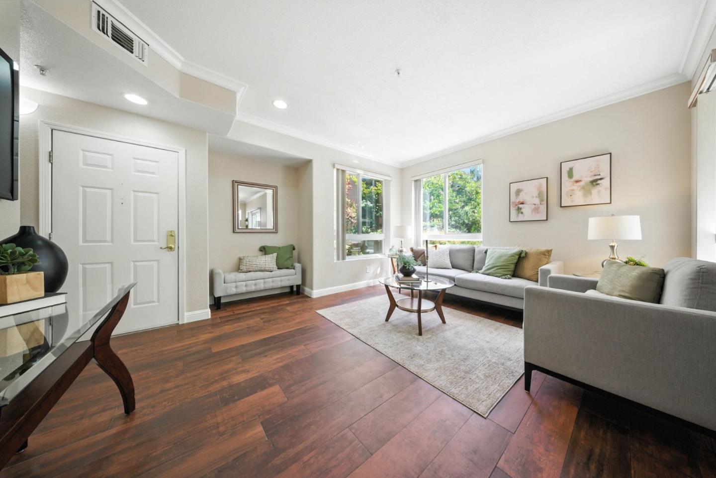 Detail Gallery Image 3 of 42 For 546 Marble Arch Ave, San Jose,  CA 95136 - 2 Beds | 2/1 Baths