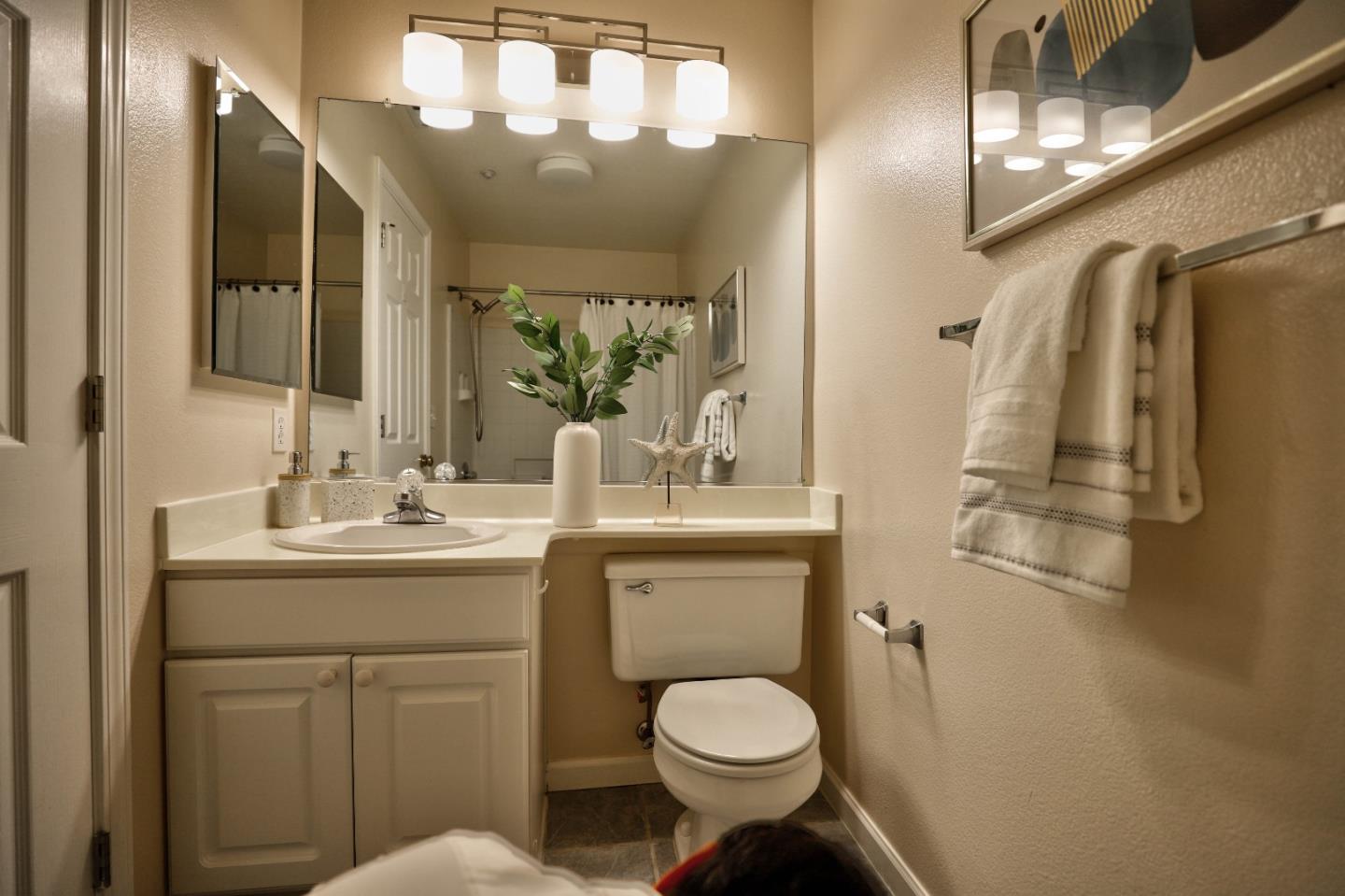 Detail Gallery Image 34 of 51 For 355 Snyder Ln, Mountain View,  CA 94043 - 3 Beds | 2/1 Baths