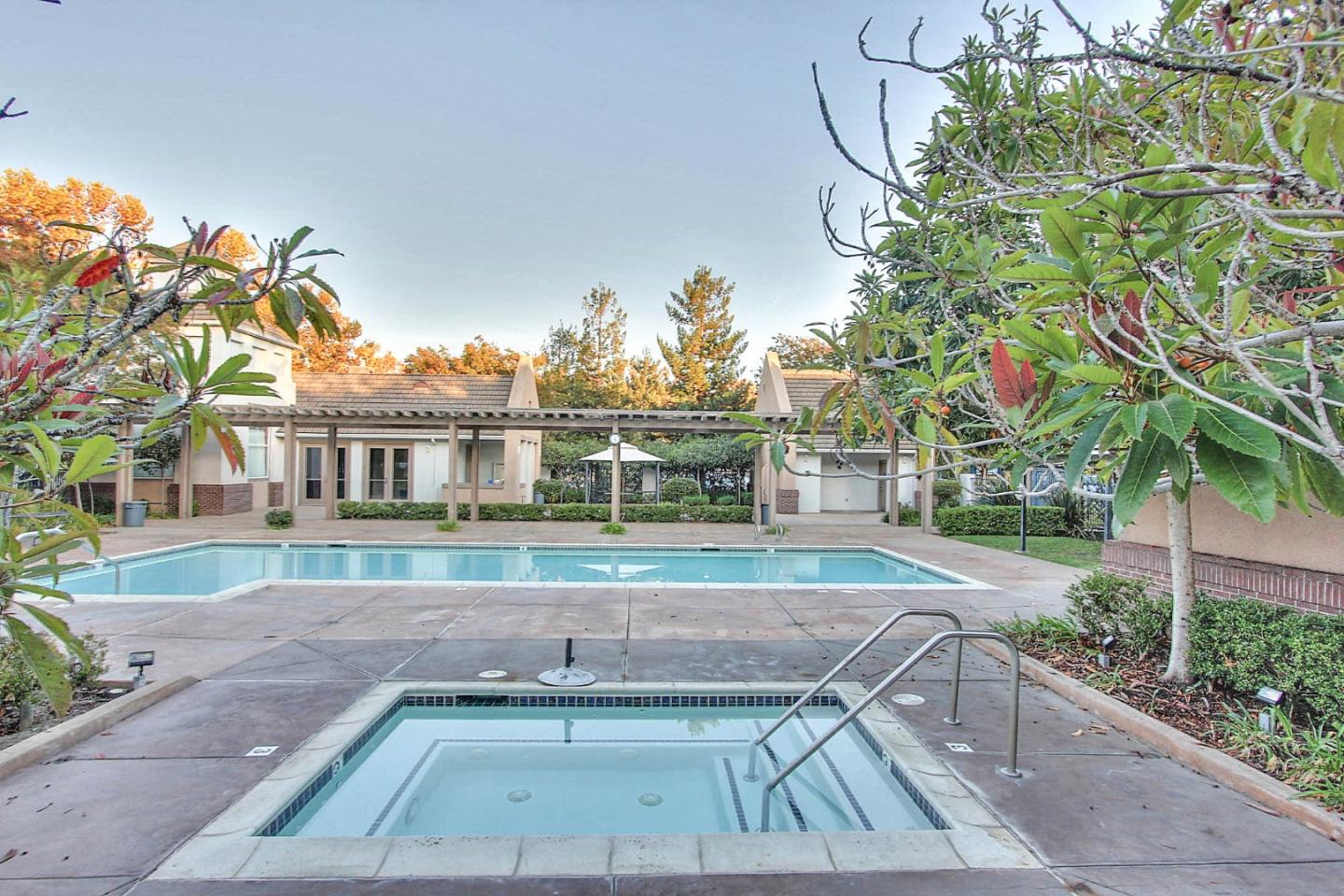 Detail Gallery Image 41 of 51 For 355 Snyder Ln, Mountain View,  CA 94043 - 3 Beds | 2/1 Baths
