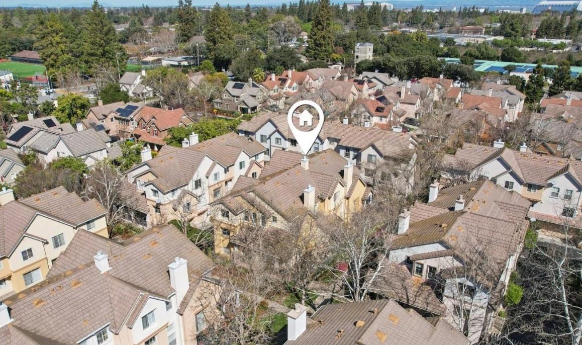 Detail Gallery Image 9 of 51 For 355 Snyder Ln, Mountain View,  CA 94043 - 3 Beds | 2/1 Baths