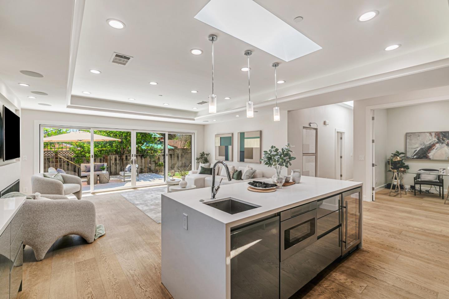 Detail Gallery Image 16 of 42 For 7924 August Ln, Cupertino,  CA 95014 - 4 Beds | 3/1 Baths