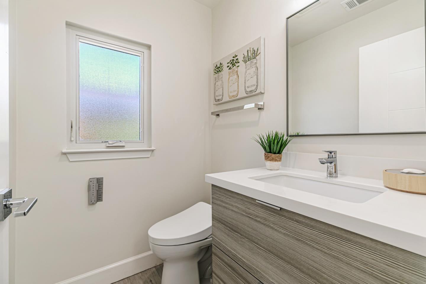 Detail Gallery Image 29 of 42 For 7924 August Ln, Cupertino,  CA 95014 - 4 Beds | 3/1 Baths