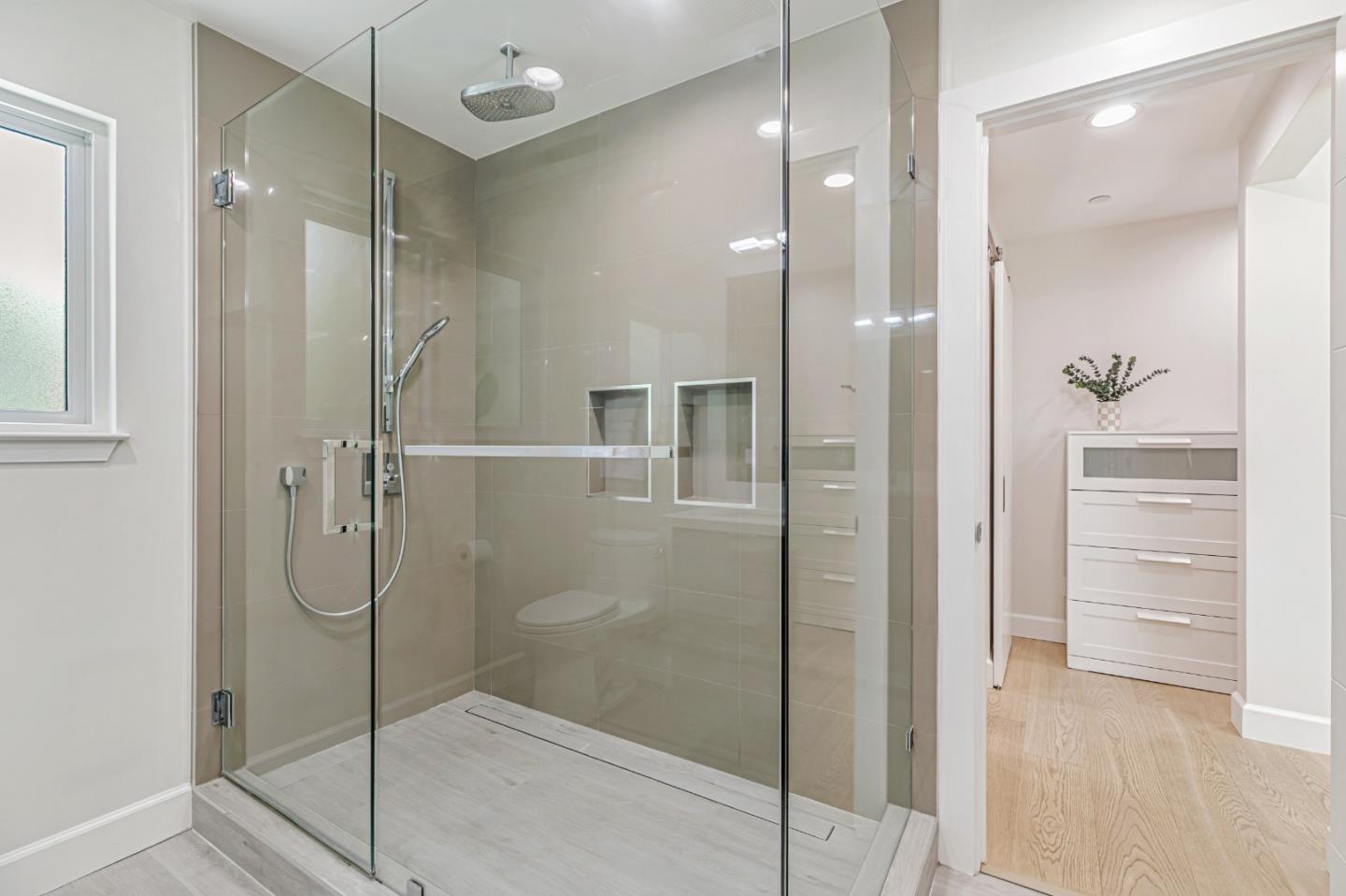 Detail Gallery Image 33 of 42 For 7924 August Ln, Cupertino,  CA 95014 - 4 Beds | 3/1 Baths