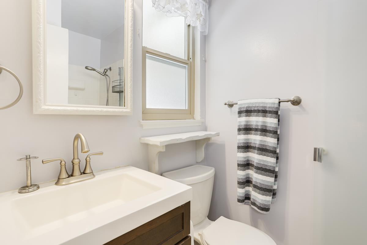 Detail Gallery Image 21 of 30 For 2139 Calabazas Blvd, Santa Clara,  CA 95051 - 3 Beds | 2 Baths