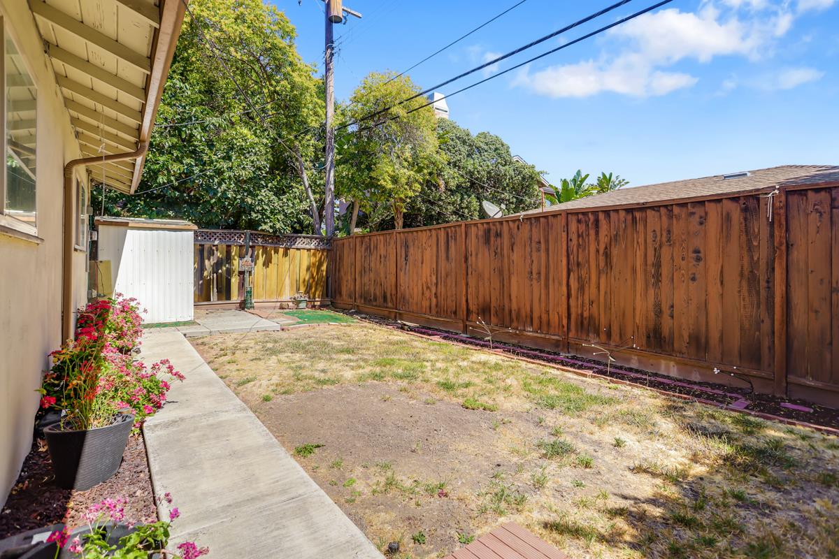 Detail Gallery Image 29 of 30 For 2139 Calabazas Blvd, Santa Clara,  CA 95051 - 3 Beds | 2 Baths