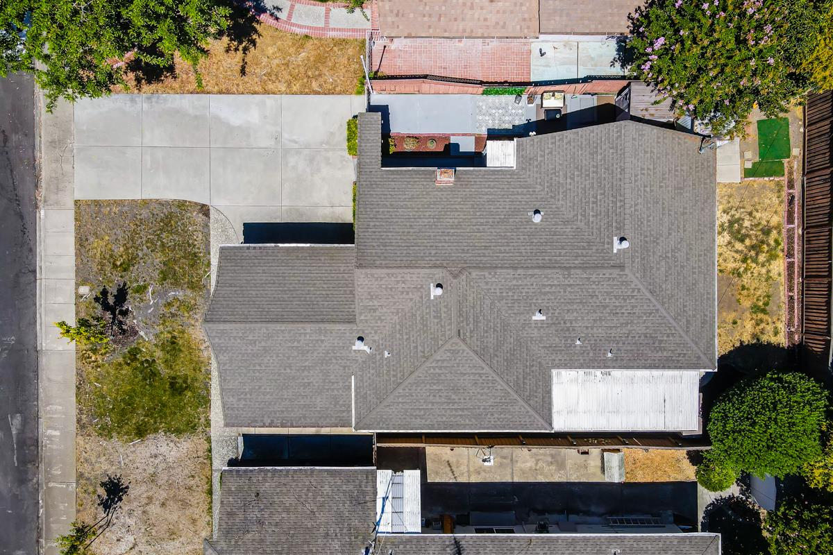 Detail Gallery Image 3 of 30 For 2139 Calabazas Blvd, Santa Clara,  CA 95051 - 3 Beds | 2 Baths