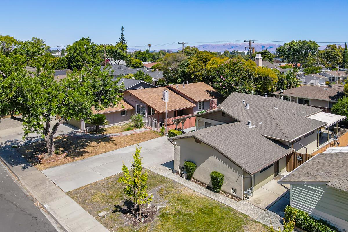 Detail Gallery Image 30 of 30 For 2139 Calabazas Blvd, Santa Clara,  CA 95051 - 3 Beds | 2 Baths