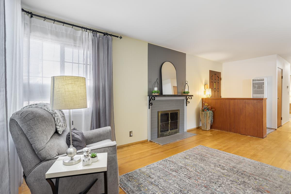 Detail Gallery Image 7 of 30 For 2139 Calabazas Blvd, Santa Clara,  CA 95051 - 3 Beds | 2 Baths