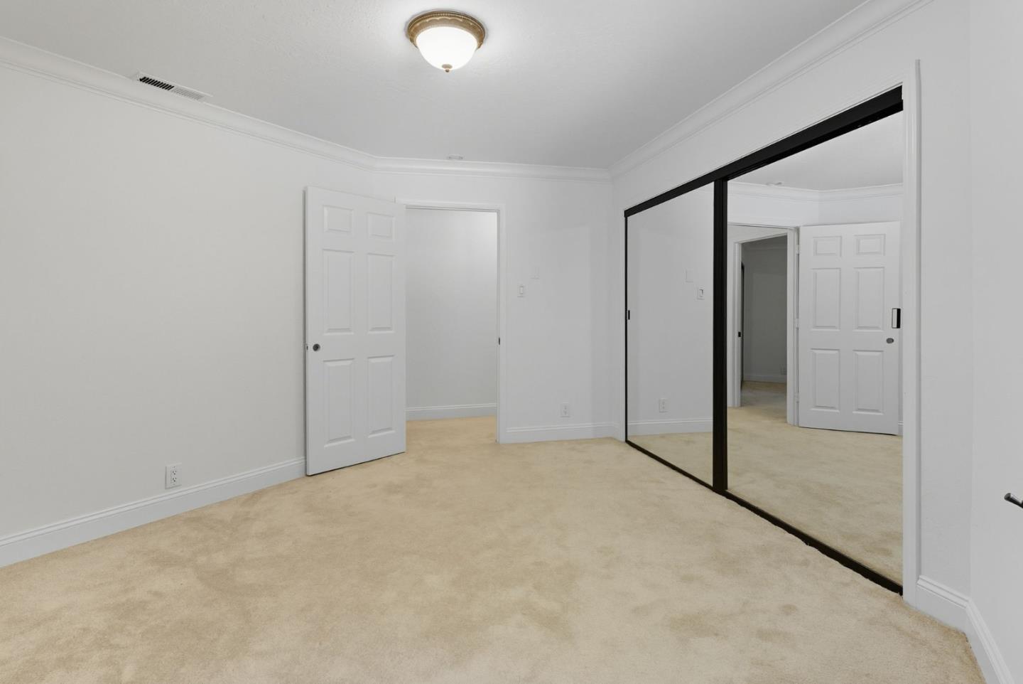 Detail Gallery Image 23 of 46 For 23489 Hutchinson Rd, Los Gatos,  CA 95033 - 4 Beds | 2/1 Baths