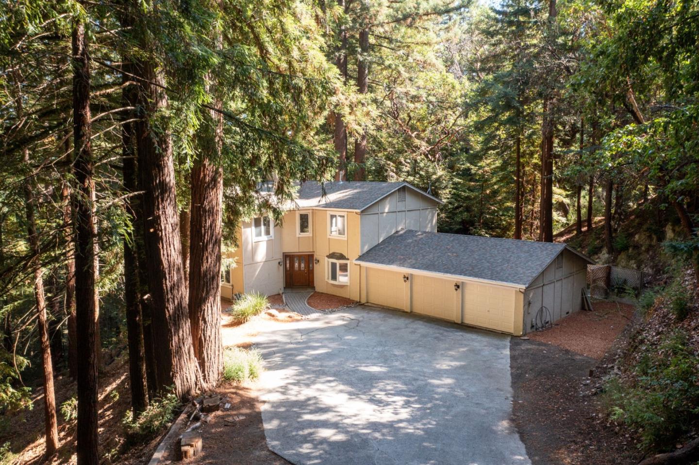 Detail Gallery Image 43 of 46 For 23489 Hutchinson Rd, Los Gatos,  CA 95033 - 4 Beds | 2/1 Baths