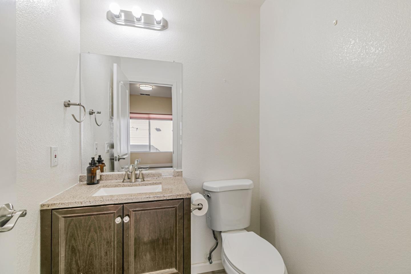 Detail Gallery Image 18 of 42 For 6171 Potrero Dr, Newark,  CA 94560 - 3 Beds | 2/1 Baths