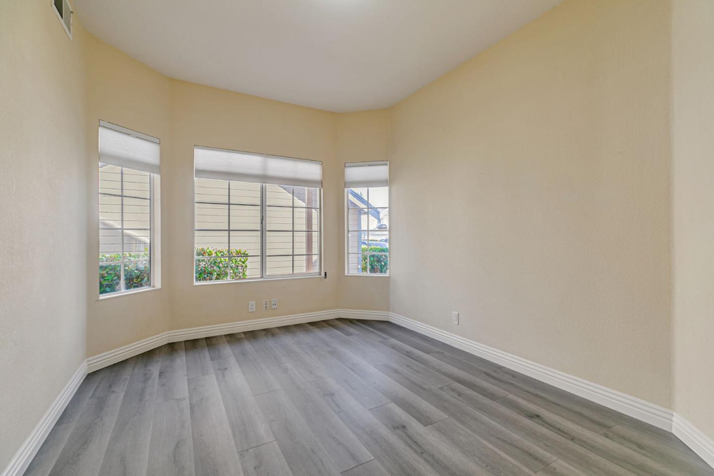 Detail Gallery Image 20 of 42 For 6171 Potrero Dr, Newark,  CA 94560 - 3 Beds | 2/1 Baths