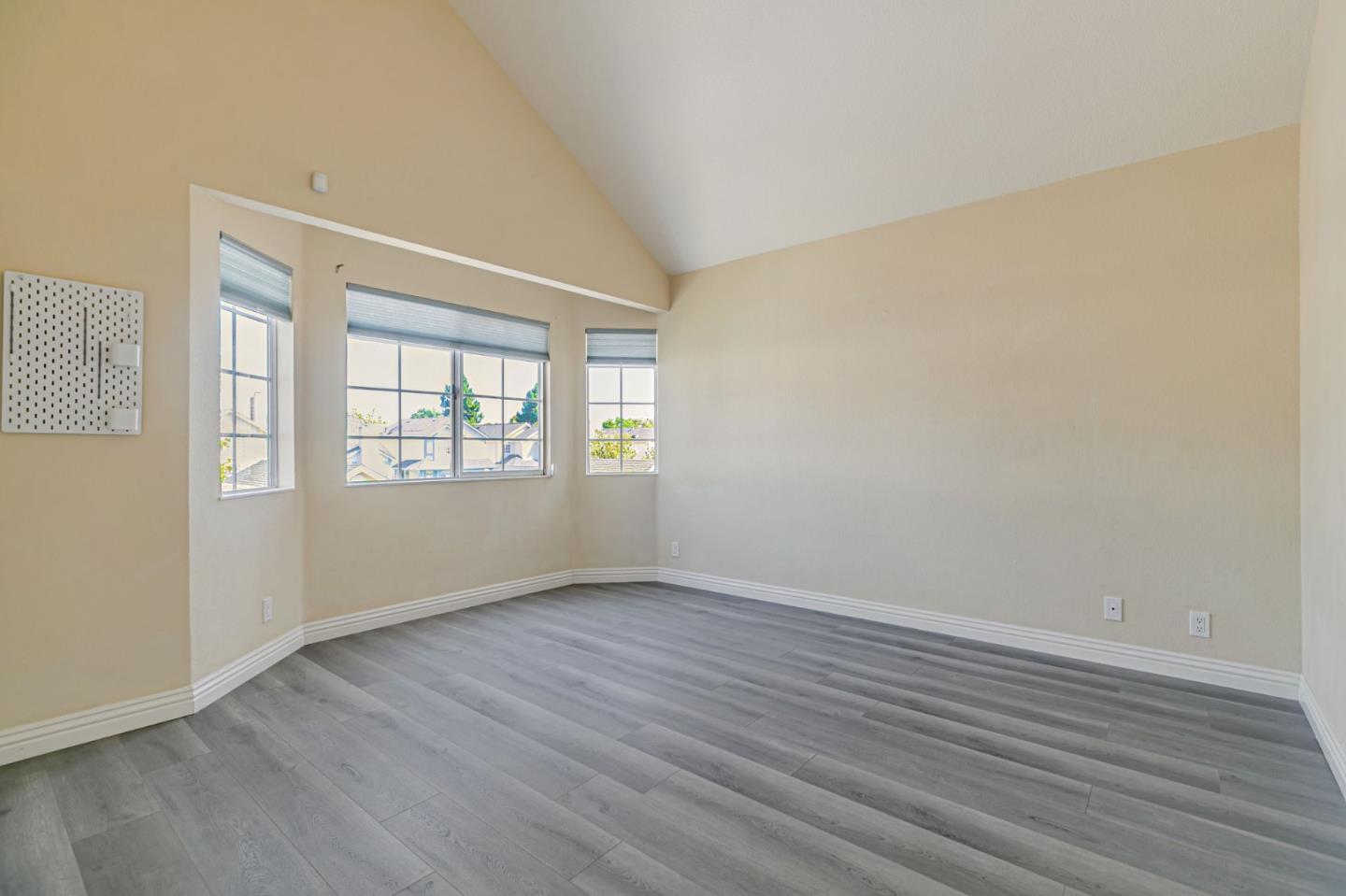 Detail Gallery Image 25 of 42 For 6171 Potrero Dr, Newark,  CA 94560 - 3 Beds | 2/1 Baths