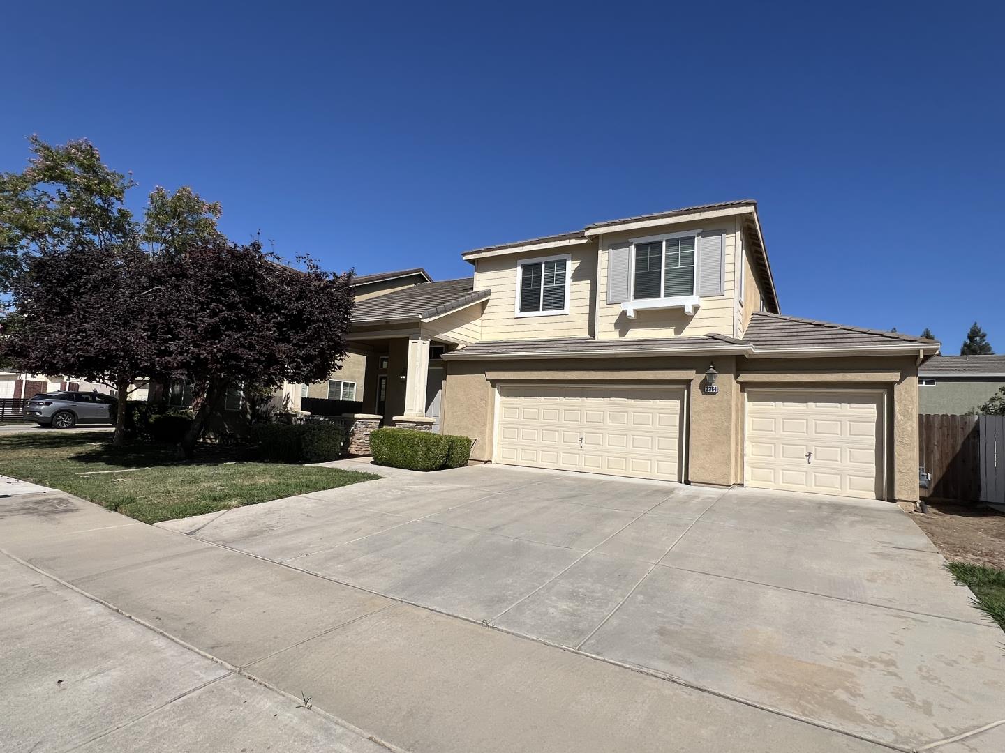 Detail Gallery Image 1 of 33 For 2364 River Rock Dr, Merced,  CA 95340 - 4 Beds | 3 Baths