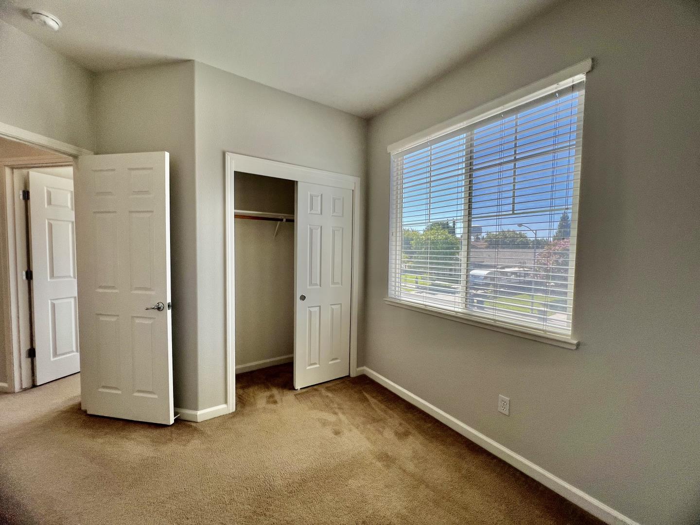 Detail Gallery Image 10 of 33 For 2364 River Rock Dr, Merced,  CA 95340 - 4 Beds | 3 Baths
