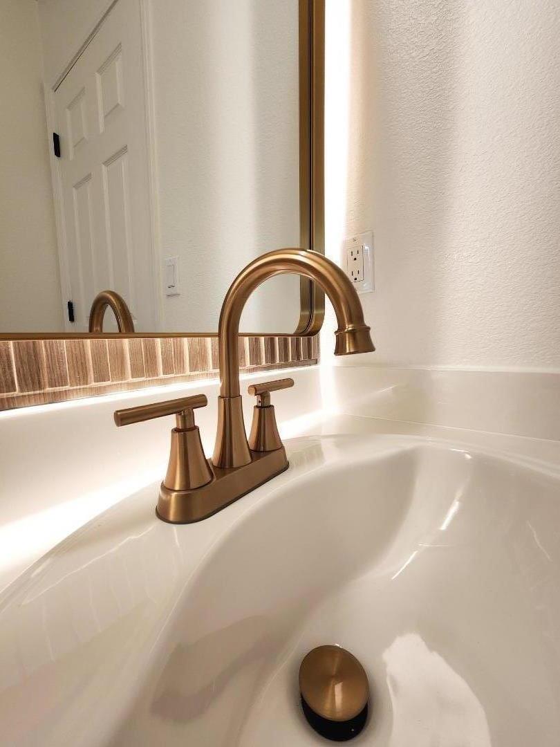 Detail Gallery Image 40 of 54 For 1218 Alder Creek Cir, San Leandro,  CA 94577 - 3 Beds | 2/1 Baths