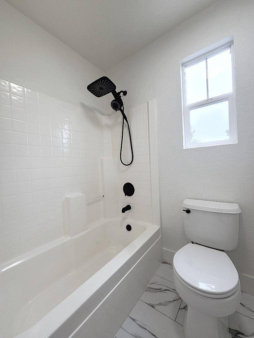 Detail Gallery Image 41 of 54 For 1218 Alder Creek Cir, San Leandro,  CA 94577 - 3 Beds | 2/1 Baths