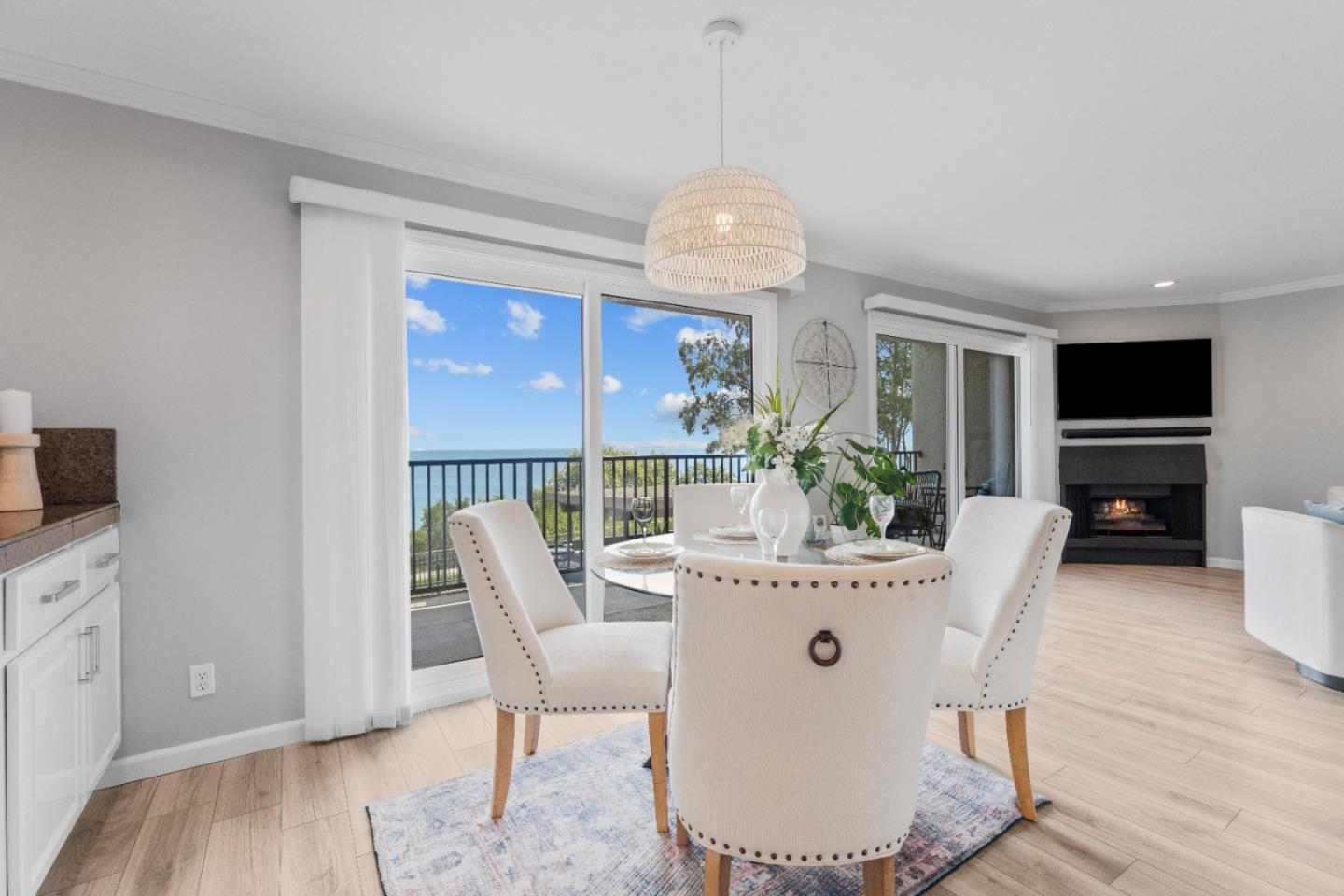 Detail Gallery Image 6 of 26 For 870 Park Ave #110,  Capitola,  CA 95010 - 2 Beds | 2 Baths
