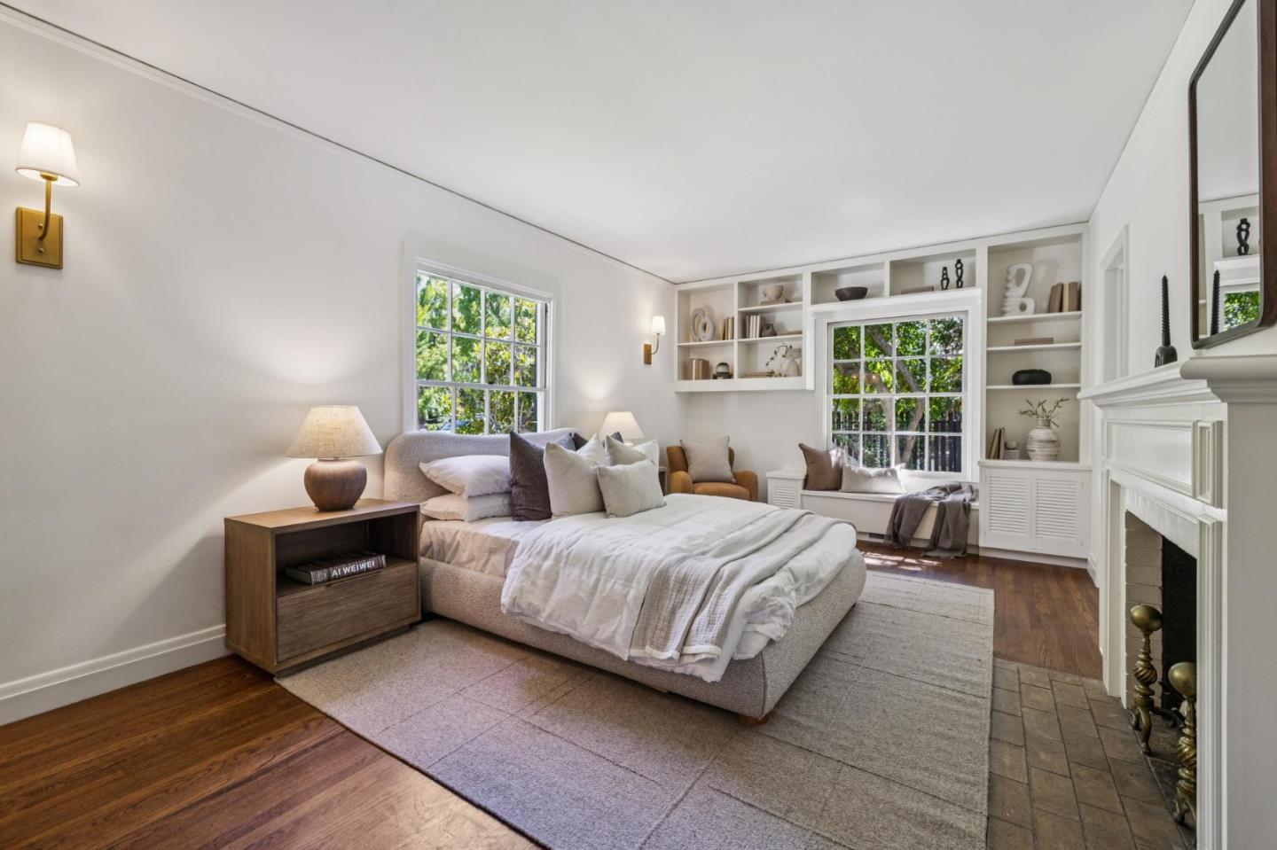Detail Gallery Image 13 of 35 For 2460 South Ct, Palo Alto,  CA 94301 - 3 Beds | 2/1 Baths