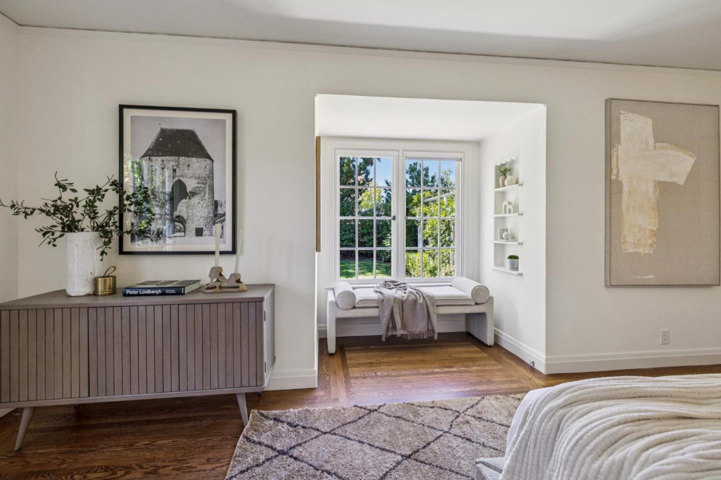 Detail Gallery Image 18 of 35 For 2460 South Ct, Palo Alto,  CA 94301 - 3 Beds | 2/1 Baths