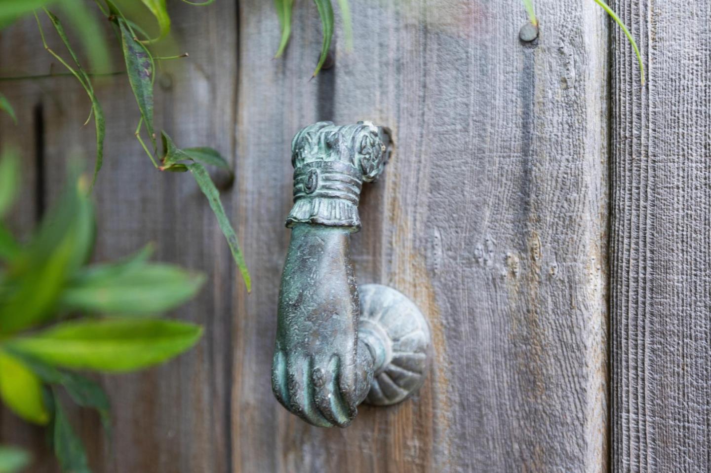 Detail Gallery Image 33 of 35 For 2460 South Ct, Palo Alto,  CA 94301 - 3 Beds | 2/1 Baths