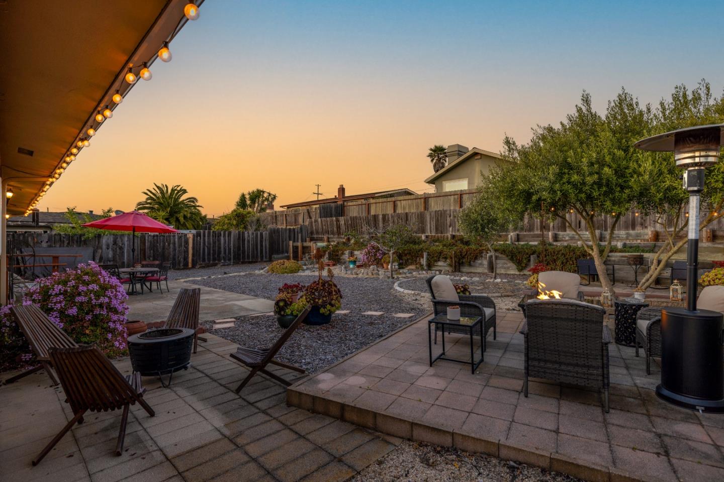 Detail Gallery Image 12 of 16 For 1950 Lincoln St, Seaside,  CA 93955 - 3 Beds | 1 Baths