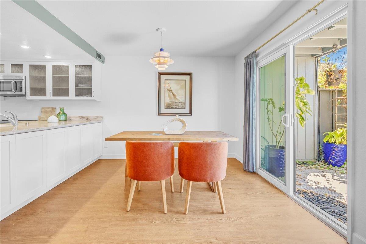 Detail Gallery Image 8 of 32 For 1757 30th Ave, Santa Cruz,  CA 95062 - 2 Beds | 2/1 Baths