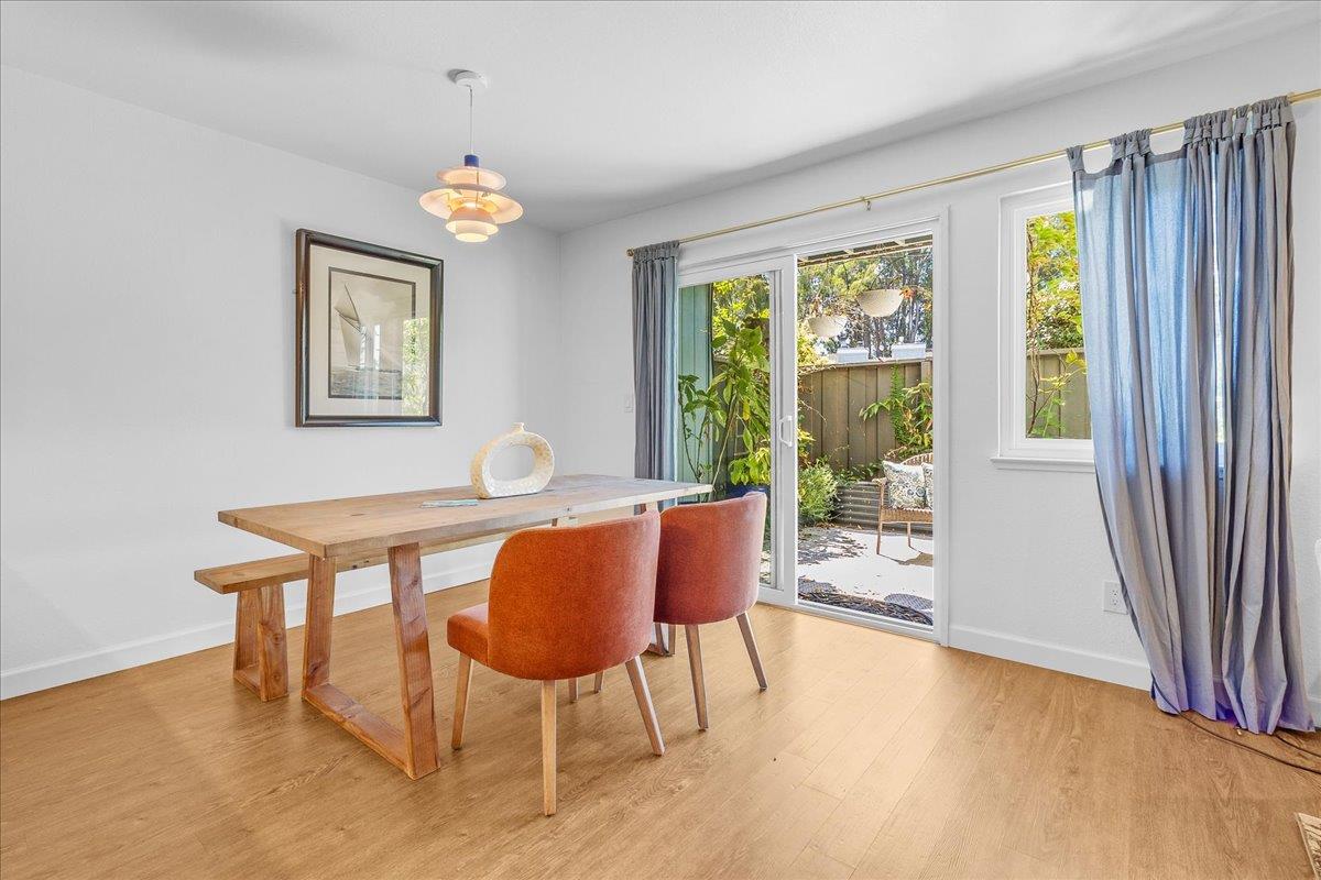 Detail Gallery Image 9 of 32 For 1757 30th Ave, Santa Cruz,  CA 95062 - 2 Beds | 2/1 Baths