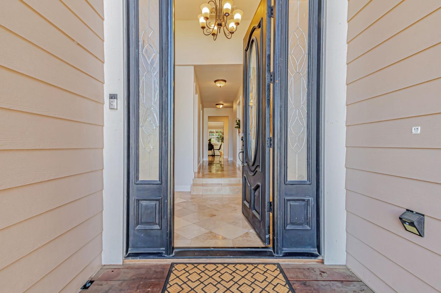 Detail Gallery Image 4 of 69 For 1020 Brookview Ct, Morgan Hill,  CA 95037 - 4 Beds | 3/1 Baths