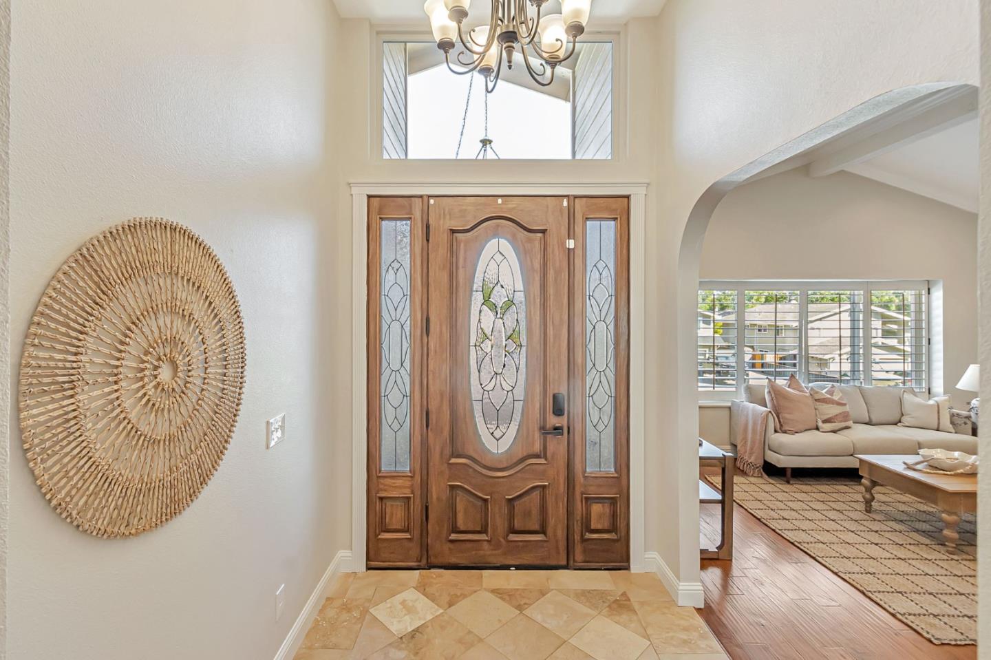 Detail Gallery Image 5 of 69 For 1020 Brookview Ct, Morgan Hill,  CA 95037 - 4 Beds | 3/1 Baths